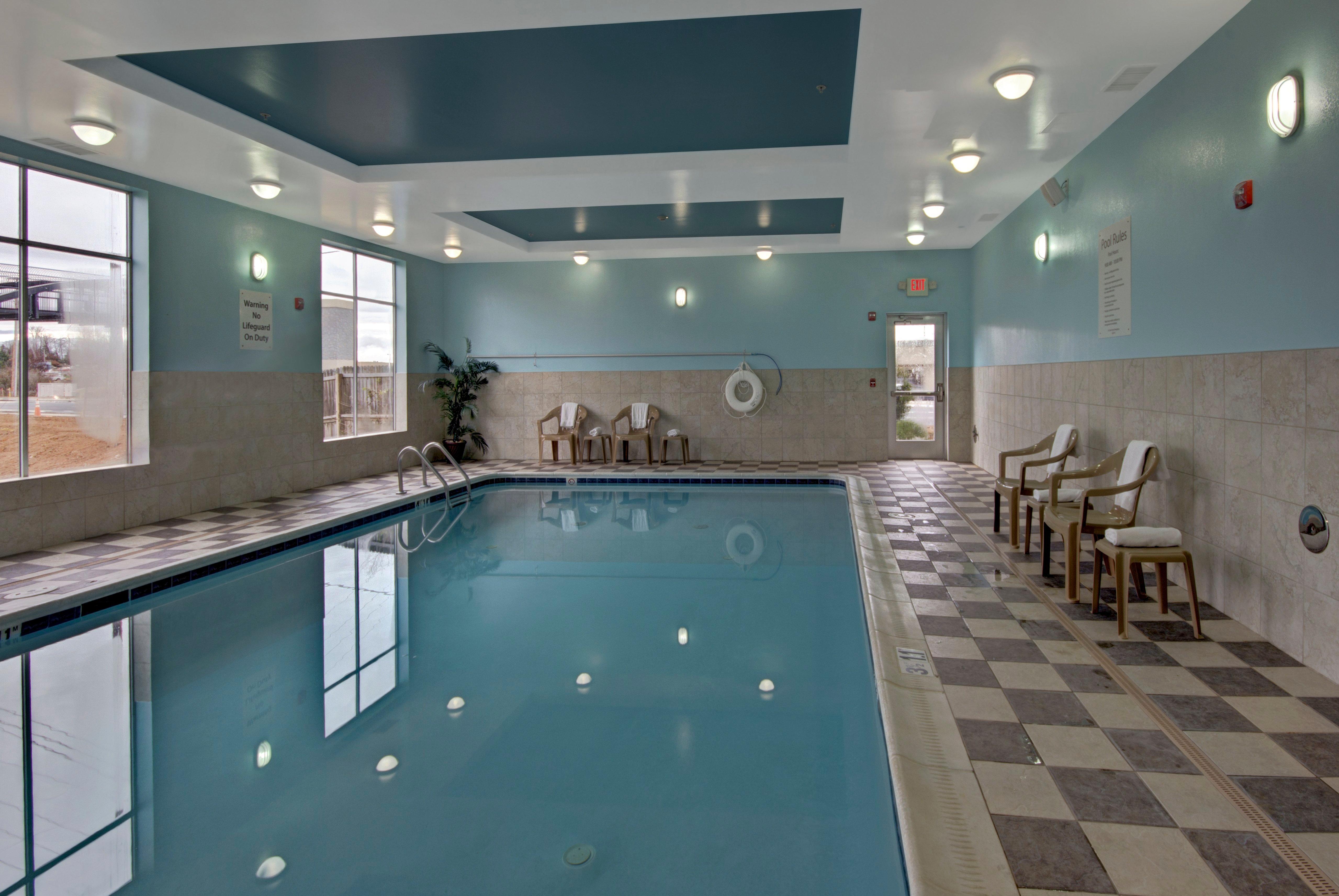 Holiday Inn Christiansburg Blacksburg By Ihg Экстерьер фото